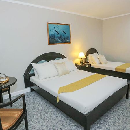 Holiday Plaza Hotel - Cebu Eksteriør billede